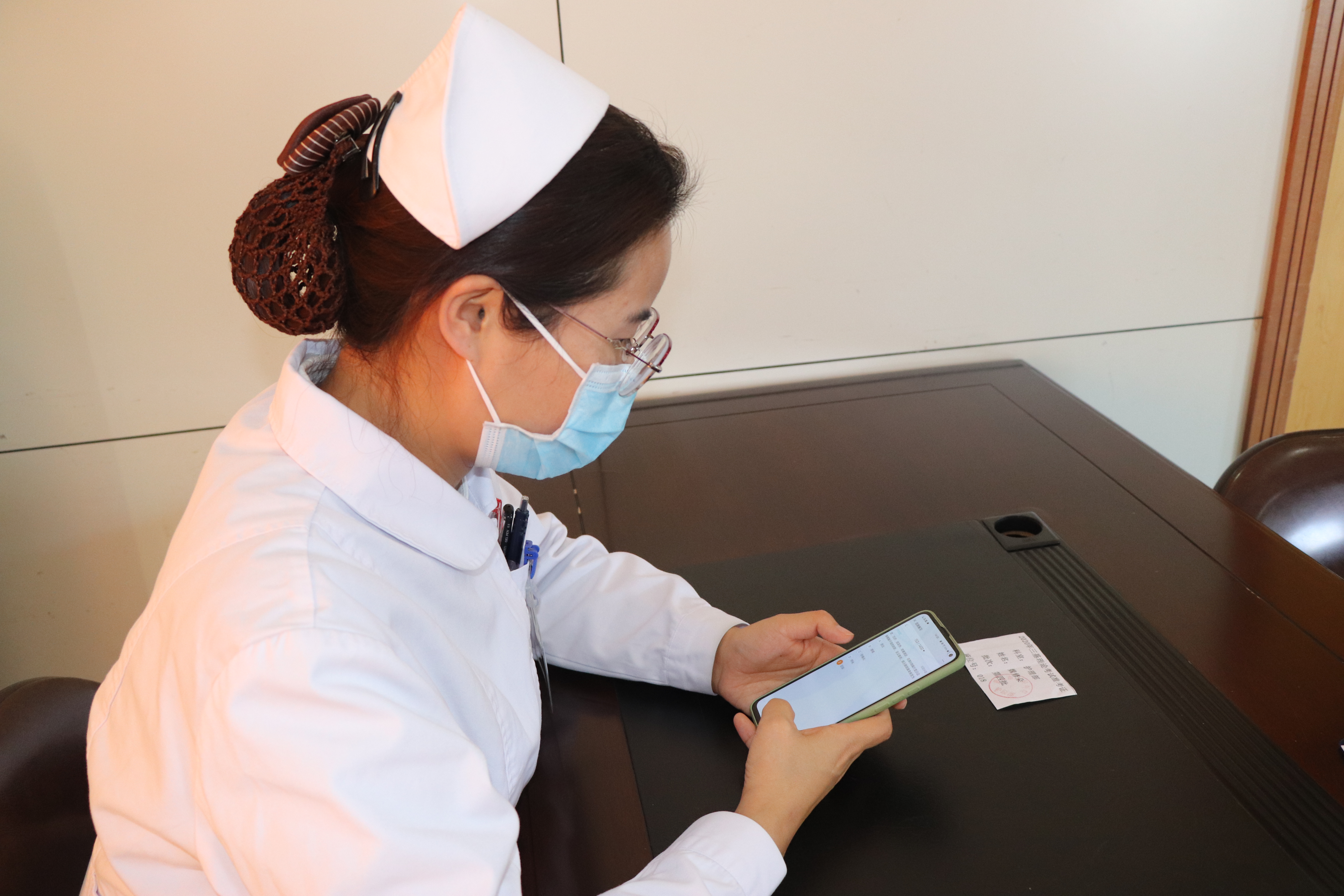 护理部举行2020年全院三基理论考试